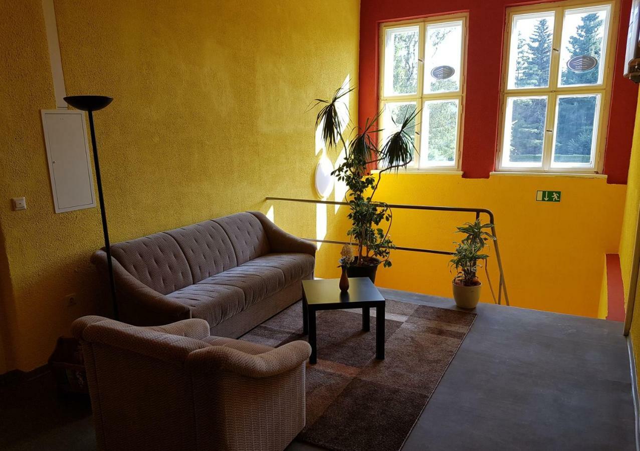 Hostel Jo-Si Kamenz Esterno foto
